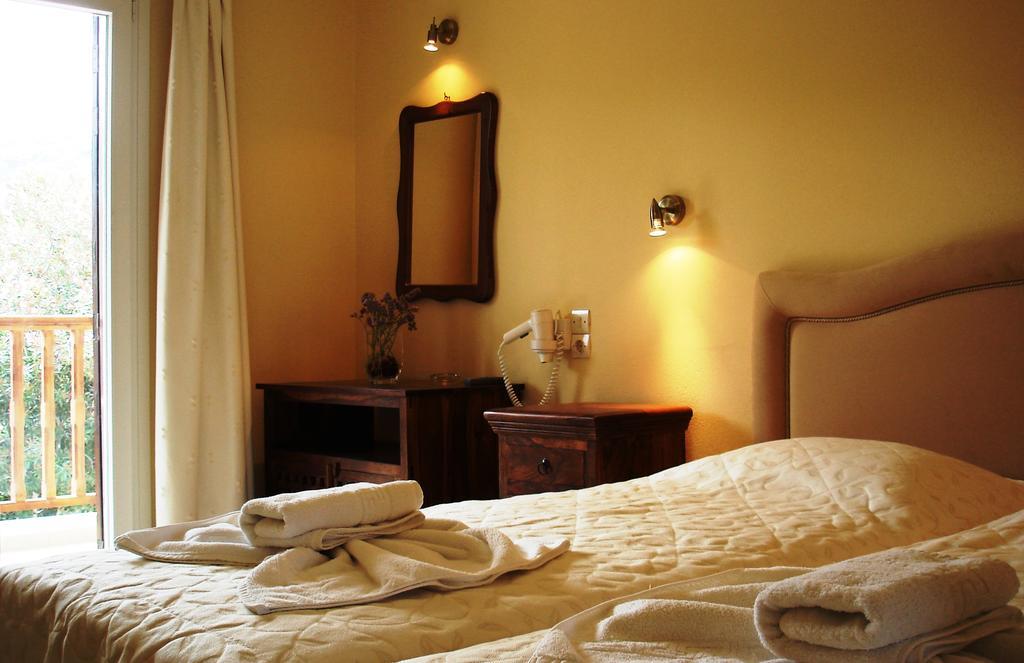 Virginia Hotel Sisam Dış mekan fotoğraf