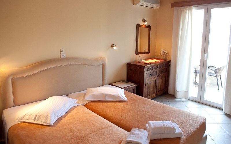 Virginia Hotel Sisam Dış mekan fotoğraf
